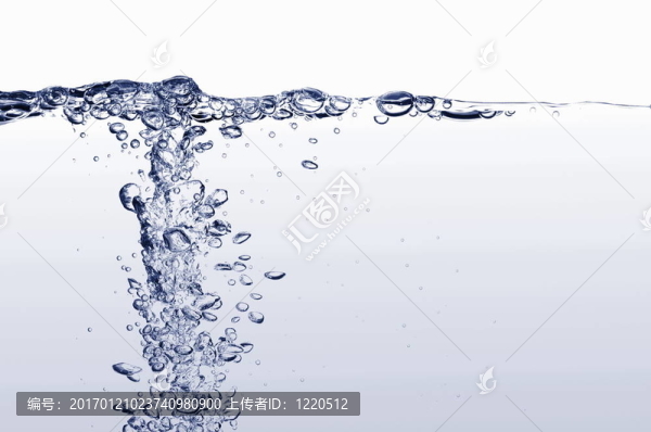 有氣泡的新鮮水