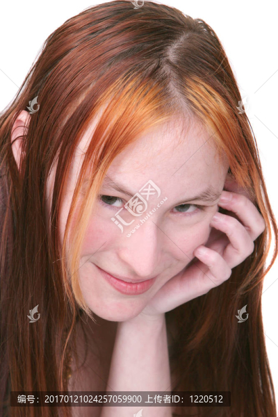 女人在白