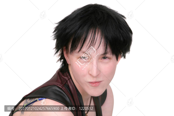 女人在白