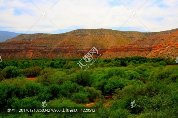 山脈