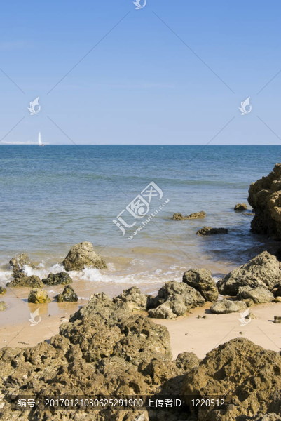 我們的海灘和峭壁