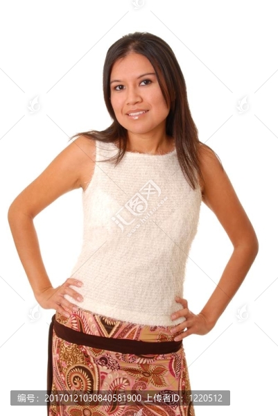 可愛的黑發(fā)女孩