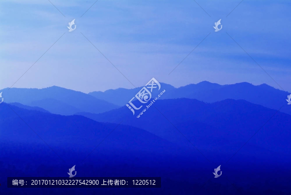 藍(lán)山摘要
