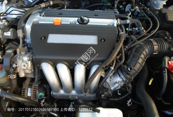 汽車發(fā)動(dòng)機(jī)