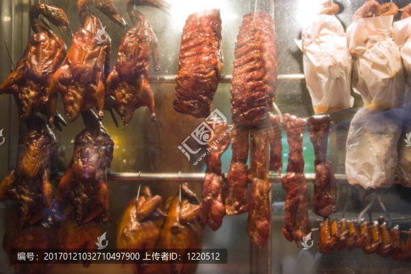 懸掛的亞洲美食