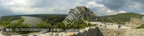 德文城堡的全景