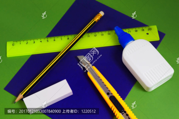 學(xué)校辦公用品