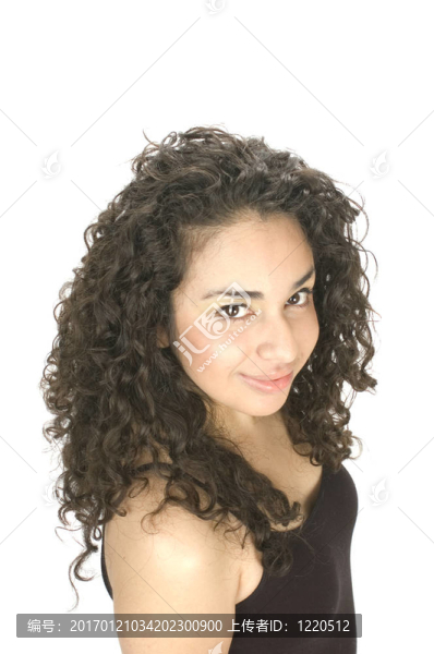 年輕的西班牙女人-匯圖網(wǎng) www.fosd68.com 年輕的西班牙女人