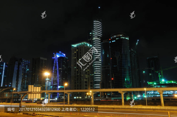 Sheikh,Zayed路晚上在迪拜