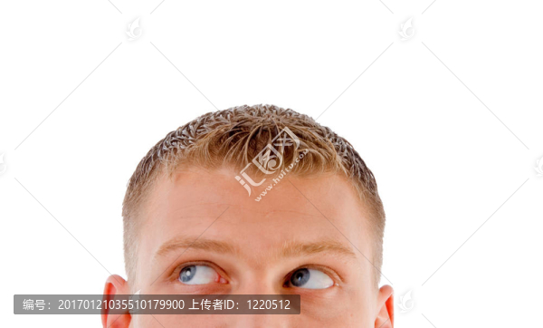 半臉的男人的臉看向一邊
