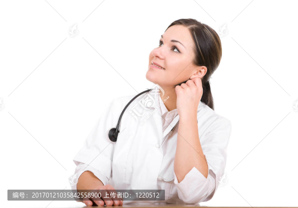 女醫(yī)生在書桌