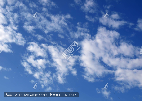 藍(lán)天白云