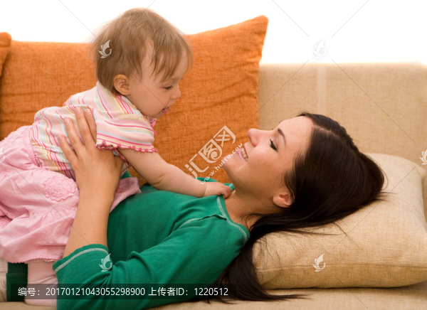 母親和女兒