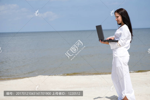女人的筆記本電腦