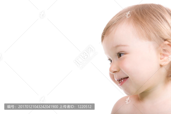 快樂(lè)的小女孩