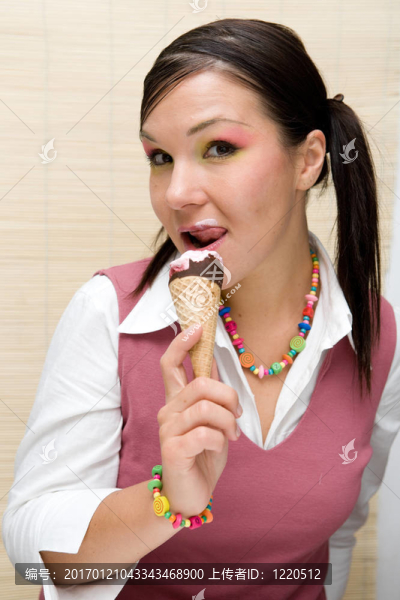 糖果的女人