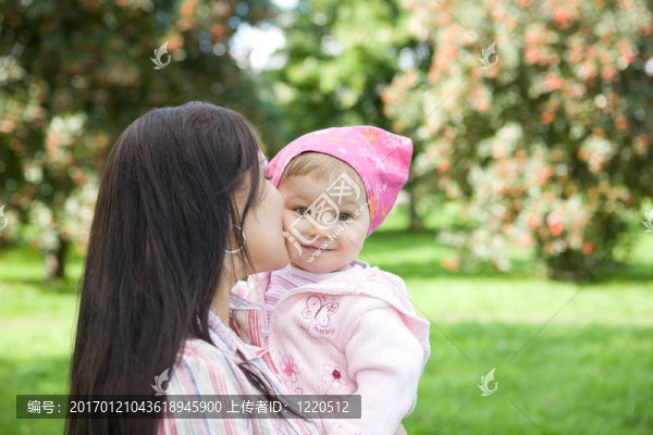 母親和女兒