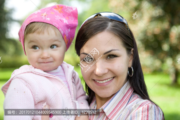 母親和女兒
