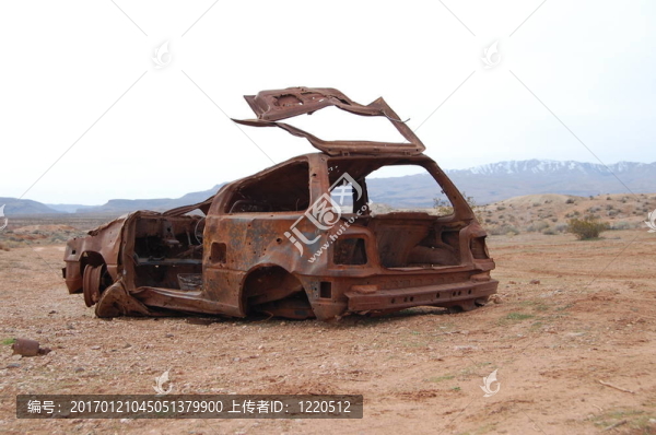 一個(gè)爆炸的車輛