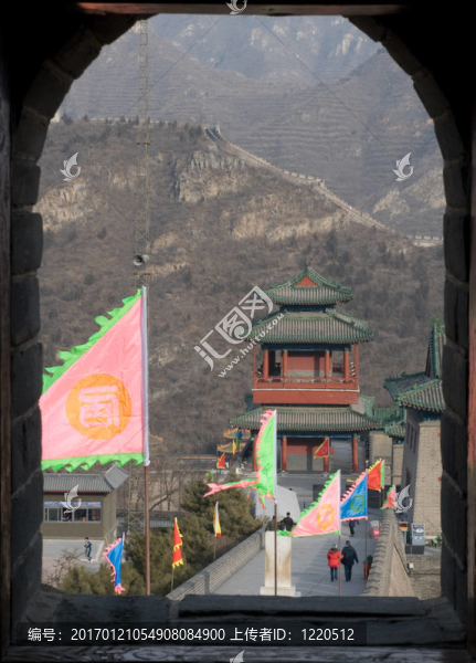 中國(guó)長(zhǎng)城通過(guò)拱門(mén)