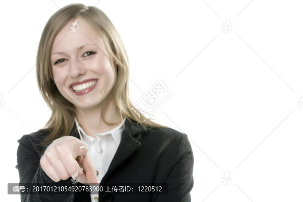 年輕漂亮的女人直接指著你
