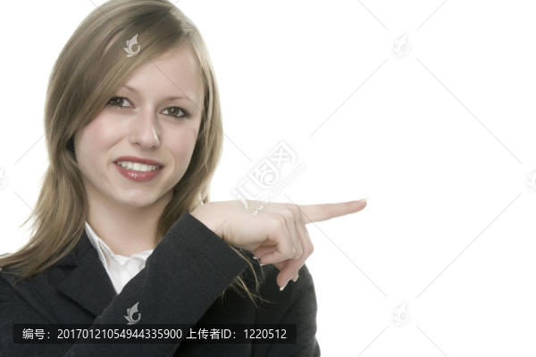 年輕漂亮的女人直接指著你