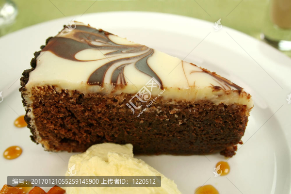 巧克力蛋糕切片