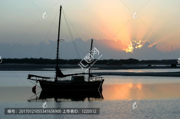 日出雙桅船