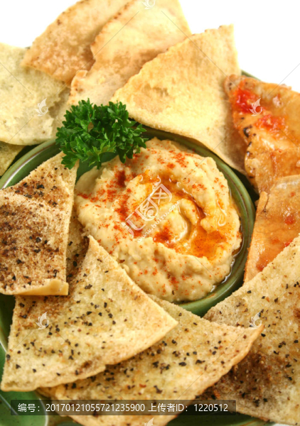 Pita薯片和hommus