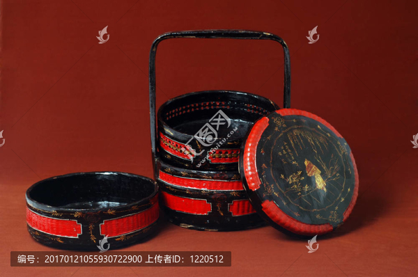 中國木結(jié)婚籃
