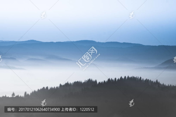霧山