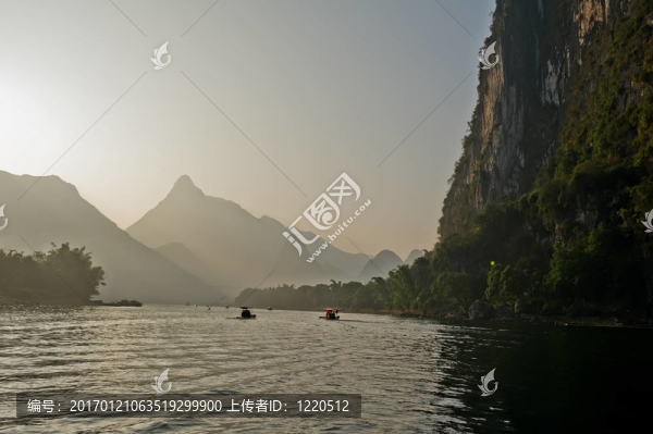 桂林的山