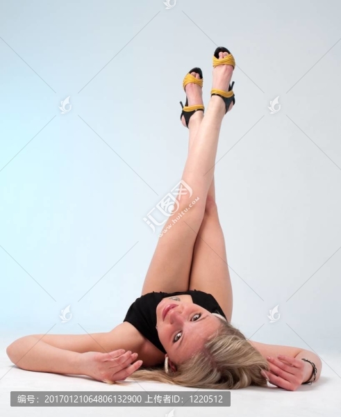 性感的金發(fā)女人