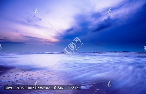 夜里的海洋