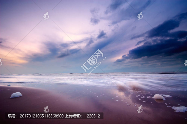 夜里的海洋