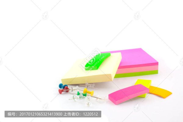 白色背景上的辦公用品