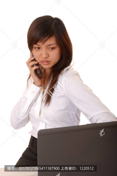 年輕的亞洲商人