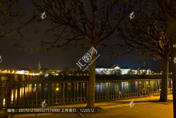 易北河的夜晚