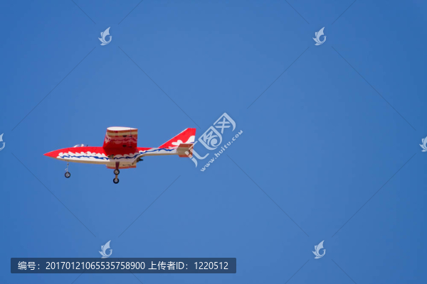 一個(gè)模型飛機(jī)不飛