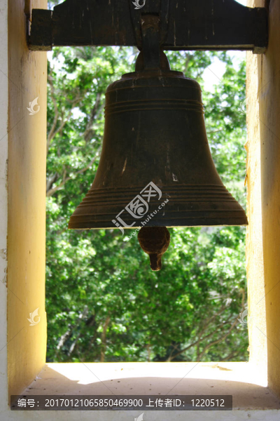 教堂的鐘聲
