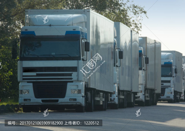大卡車