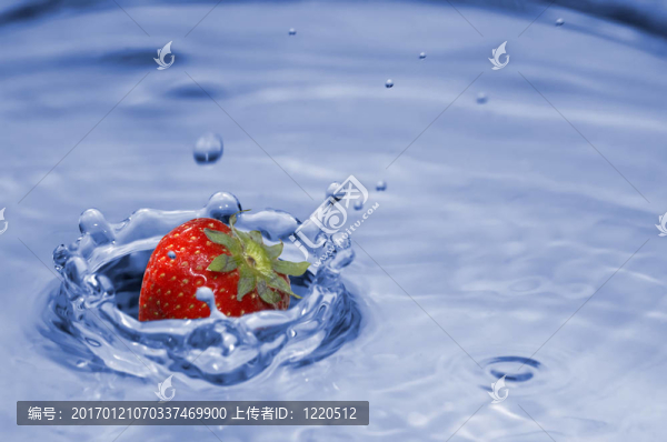 Strawberry飛濺