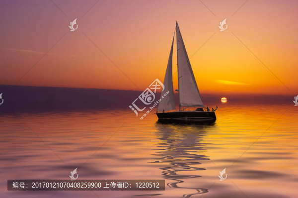 帆船和日落