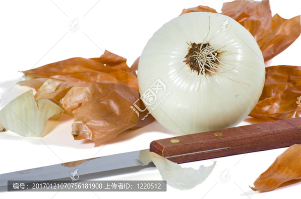 刀和洋蔥