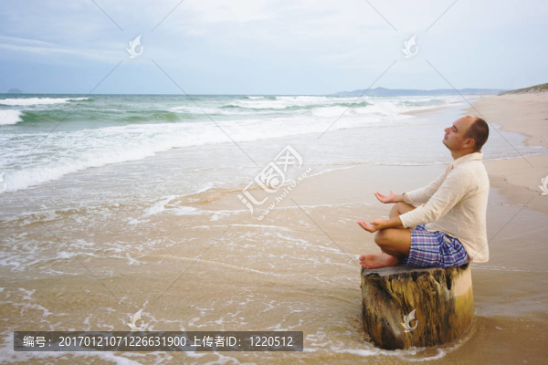 日落時(shí)的冥想