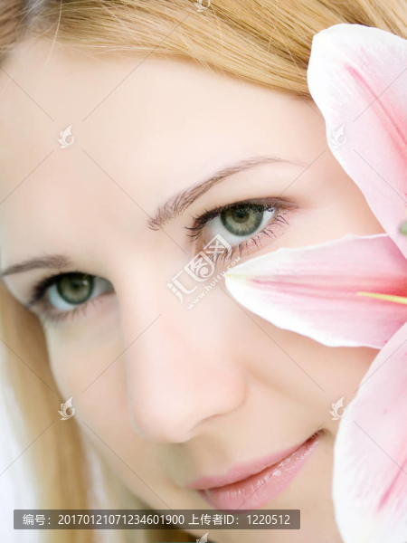 與lily,flower的女人