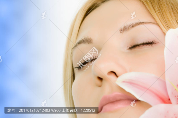 與lily,flower的女人
