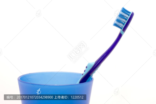 藍(lán)色的牙刷
