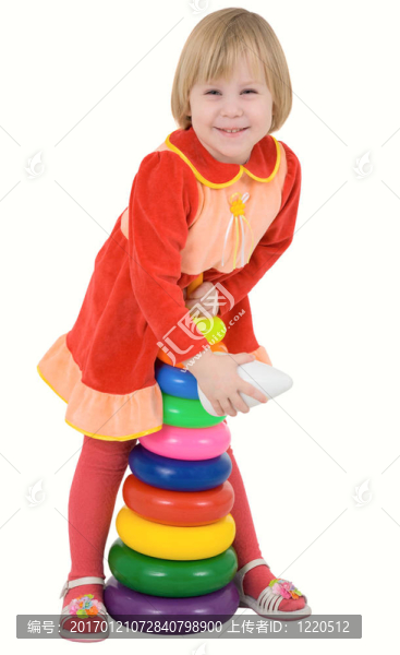 穿著紅色衣服的孩子