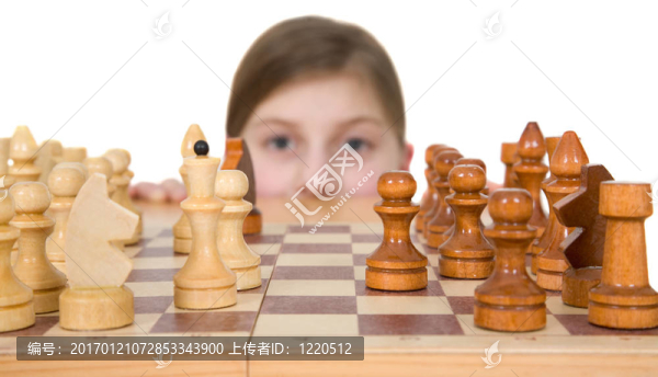 女孩和象棋